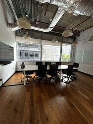 UE Square (D9), Office #558228261